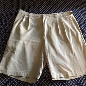 Tommy Armour short